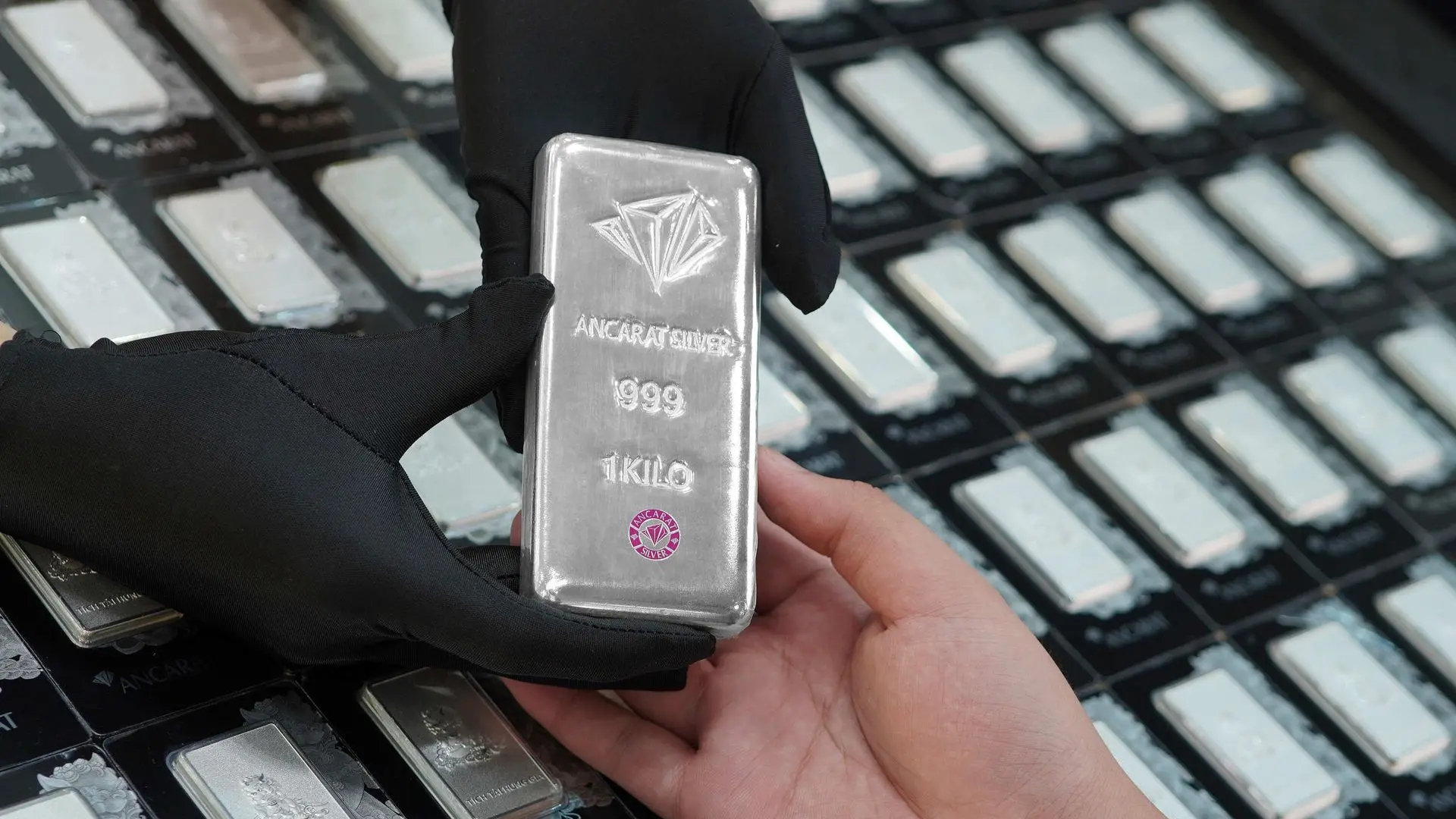 Cách đầu tư bạc