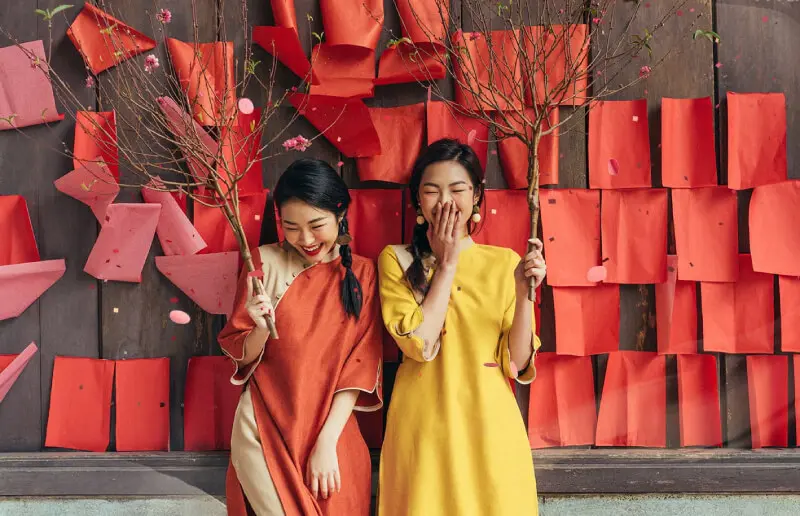 Tết nên mặc màu gì