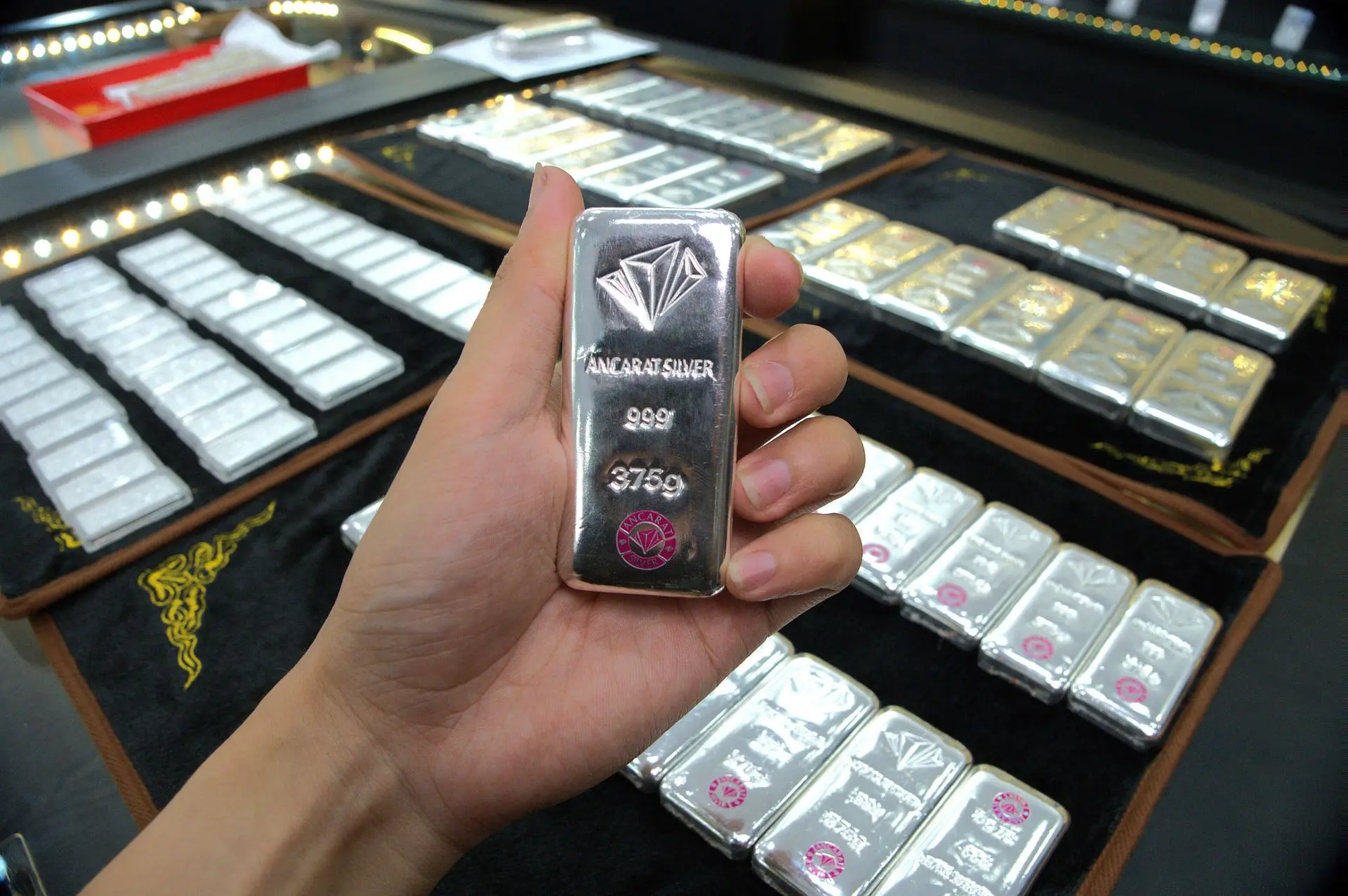 Định nghĩa bạc là gì