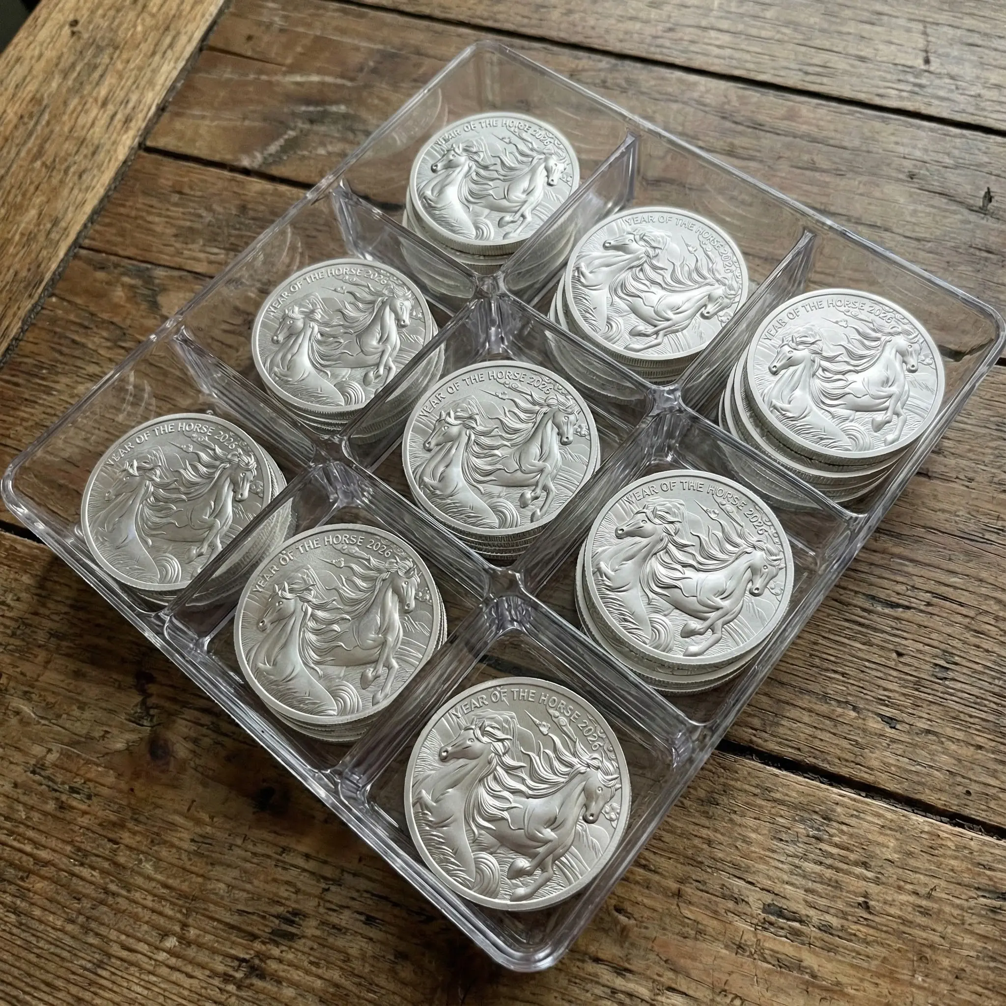 Bất chấp bão giá quốc tế, bạc miếng Ancarat vẫn giữ vững vị thế với mức sụt giảm không đáng kể (~1.23%)