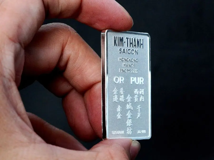 Về độ cứng, thép sẽ vượt trội hơn bạc So sánh thép và bạc về độ cứng