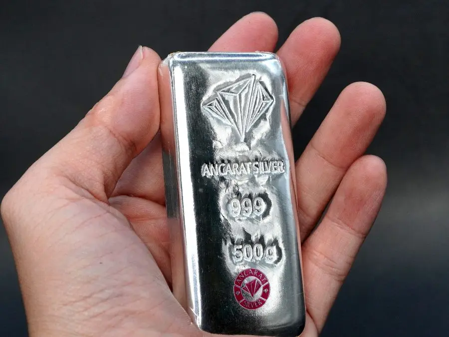 bạc bị đen có bán lại được không