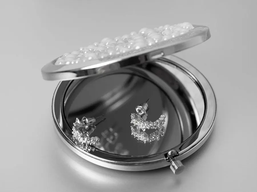 Phân biệt bạc xi và bạc 925 